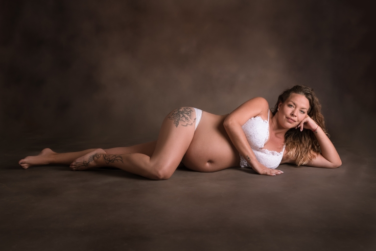 Fotos de embarazo en estudio